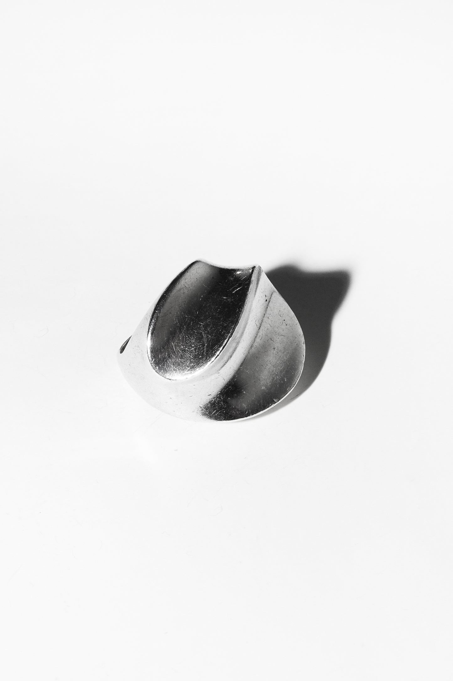 WAVY RING (STERLING SILVER)
