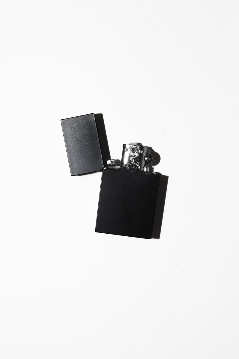 Tsubota Pearl Hard Edge Lighter in Black